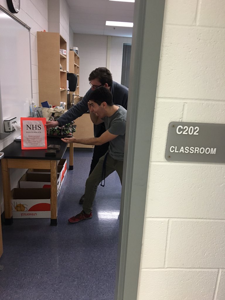 GCMNHS's tweet image. How to record NHS hours: NHS Blackboard tab ➡️ Course Documents ➡️ Record Form

Turn them in @ Mr. West's room!