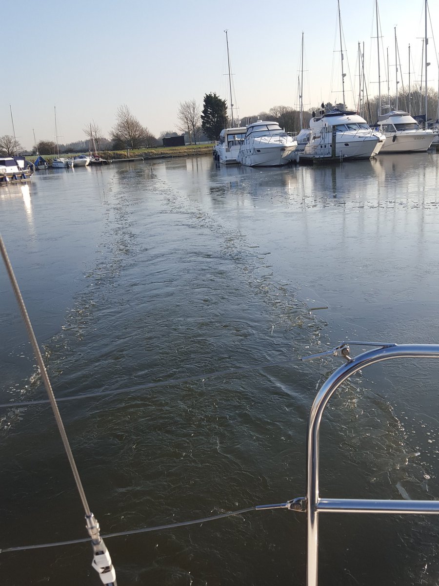 clyachts's tweet photo. Breaking the ice in chichester marina. 
Beautiful winters day at #classicyachts https://t.co/GwtkJVOWlm