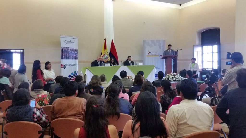 29_canal's tweet photo. Acto de posesiones del nuevo director distrital Riobamba-Chambo del MIES Ing. Francisco Escobar https://t.co/OBaD1mb3f5