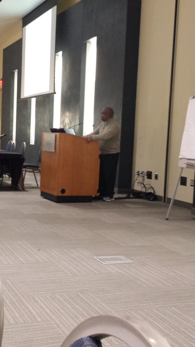 Julius Davis tweet media