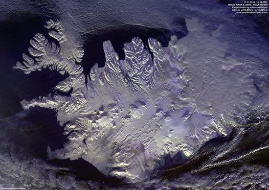 aventureislande's tweet photo. L'#Islande le 17 Janvier. C'est le coeur de l'hiver ! https://t.co/5pKlC6ZZj9