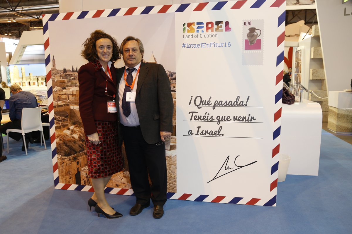DescubreIsrael's tweet photo. ¡No pierdas la oportunidad de posar en nuestro #photocall de #IsraelEnFitur16 porque tiene premio! 🎉 @fitur_madrid https://t.co/JYeEZxXFIl