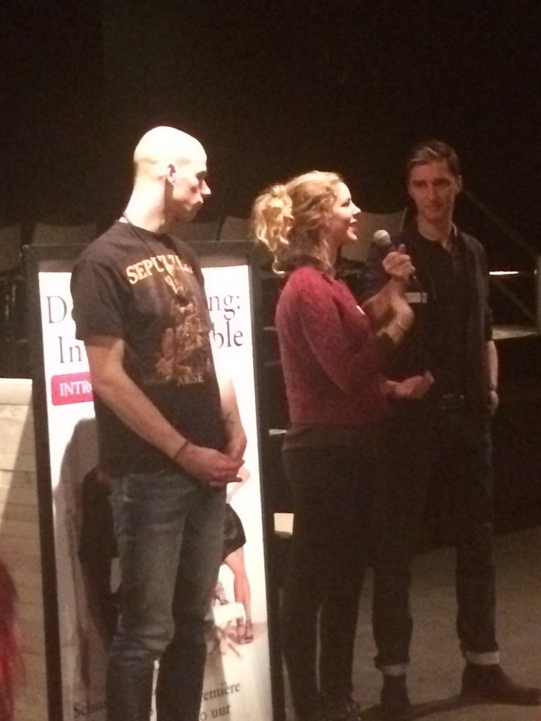 NicoTeun's tweet photo. 'Inclusie is een Mindset', aldus Adriaan Luteijn @introdans mét de hoofdrolspelers van 'Invisibly Visible' #oploop https://t.co/P4rUF6c0Rb