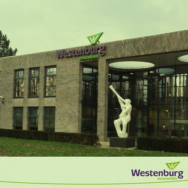 WestenburgNL's tweet photo. Wij dragen @Cultuurnacht een warm hart toe. Dmv het beeld van Rogier Ruys willen wij aandacht vragen voor cultuur! https://t.co/EmLbsqM01v