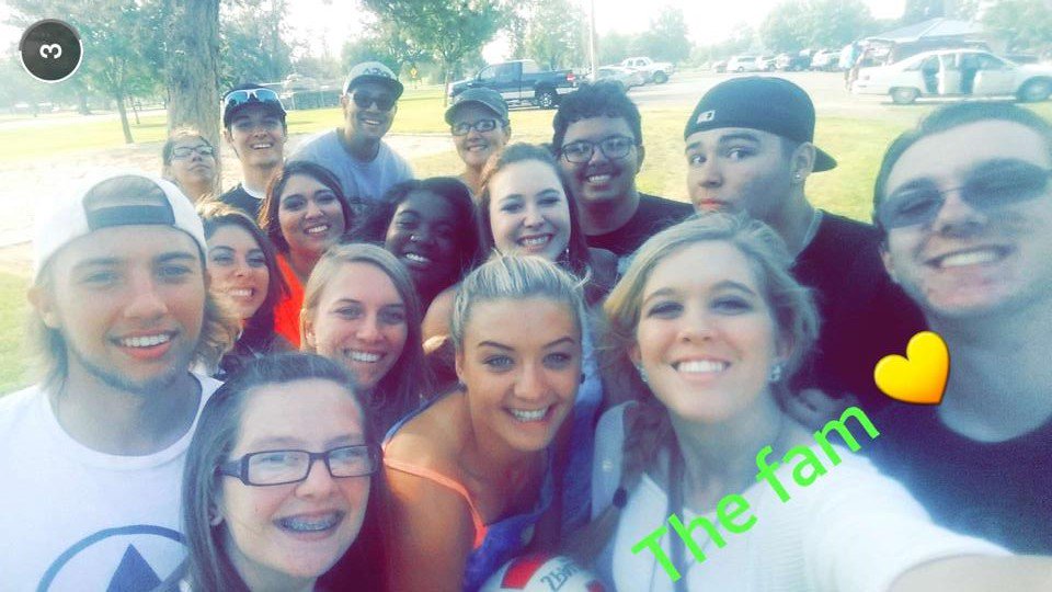 TIPPSLeadership's tweet photo. TIPPS getting together at the park for some fun games and pizza! #TIPPS2015 #youarepowerful https://t.co/itEogzbUam