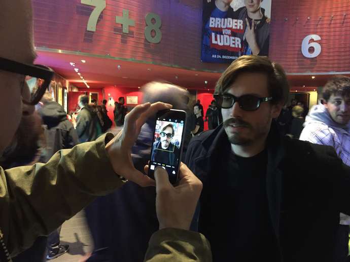 Snapflashgroup's tweet photo. Johnny Depp on Snapflash? This guy meets our community! https://t.co/ANWhdiTfOr #snapflash #JohnnyDepp #cinema #apps https://t.co/TwW4PMbguy