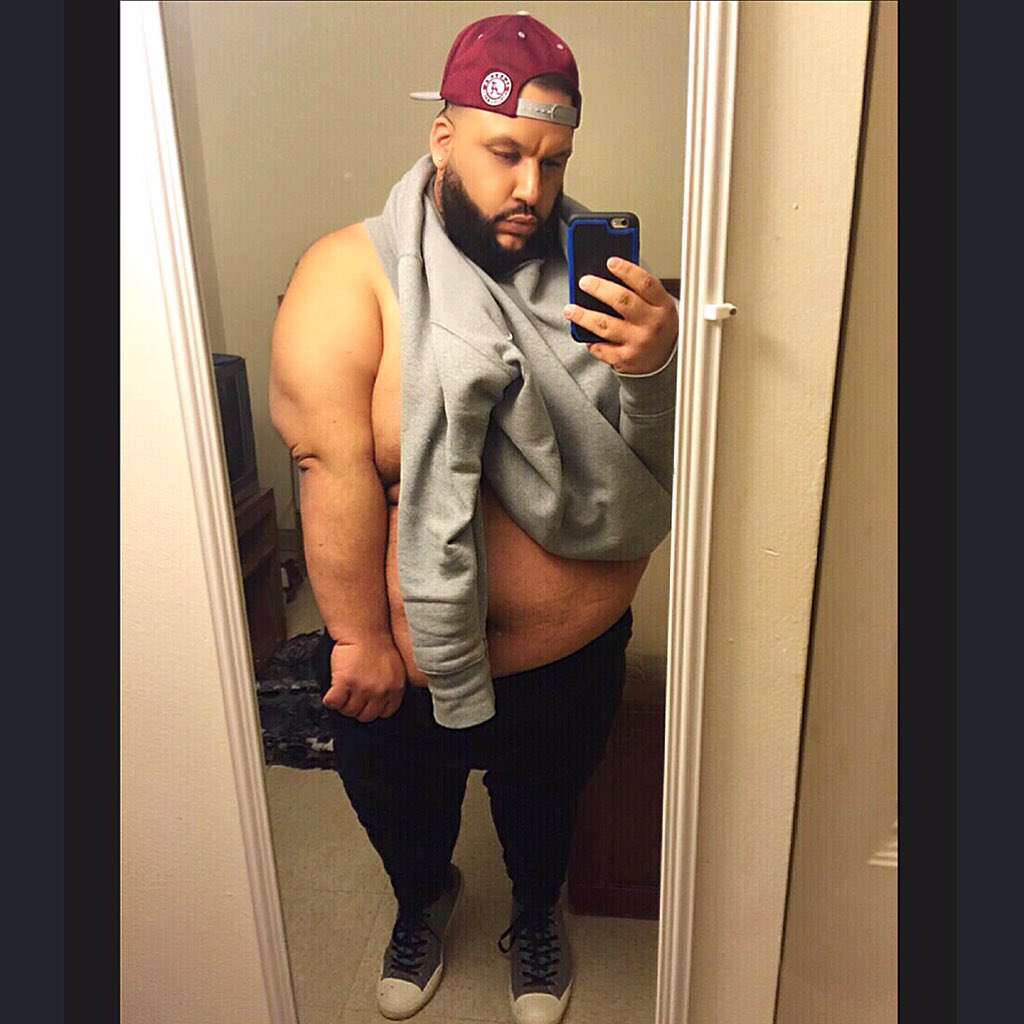 adydelv's tweet photo. Last night... #beard #beardgang #chub #urbanstyle #Bigandtall #bigandtallmodel #mensfashion #snapback #Boston https://t.co/N23hVx3Pkt