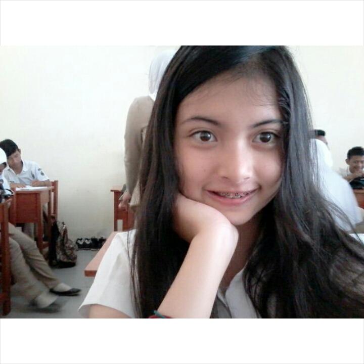 Anak smp mah gini gini ajaa hihi😊