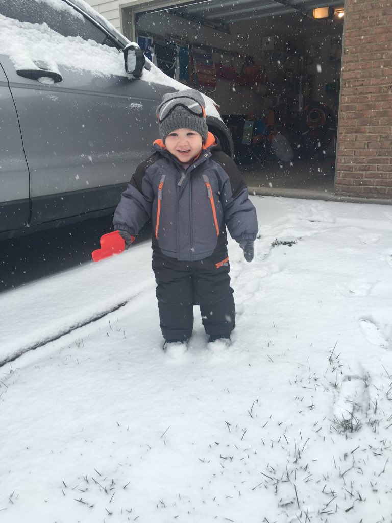depewjenn's tweet photo. Riley loving the snow!! #snoWBIR https://t.co/ylEk1EytQp