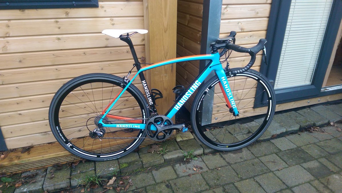 HandslingBikes's tweet photo. We have new cost effective robust T700 version of top selling Handsling Bikes RR1 available just £899 #cycling https://t.co/VmiXWXNvpQ