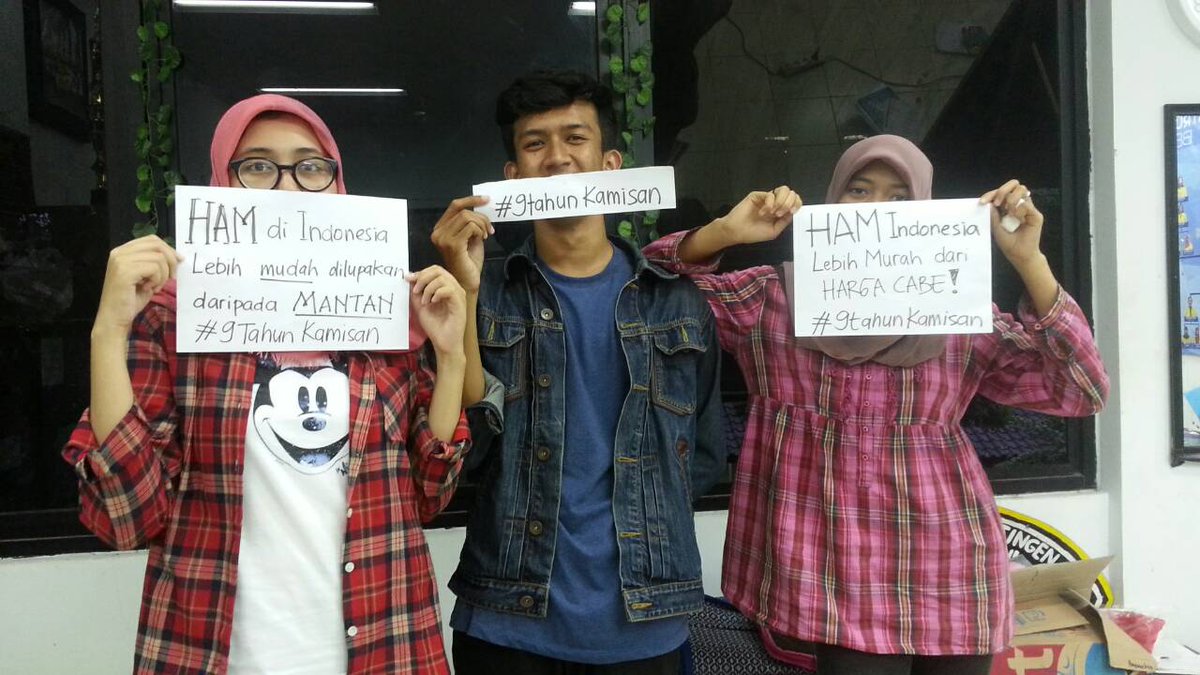 #YaKaliGaKamisan #9TahunKamisanMelawan <a href="/AksiKamisan/">Aksi Kamisan</a> <a href="/AksiKamisanBDG/">Aksi Kamisan Bandung</a>