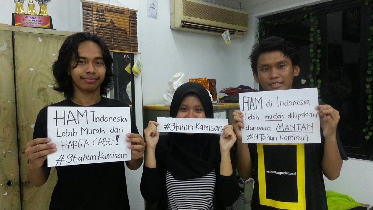 GardasastraUI's tweet photo. #YaKaliGaKamisan #9TahunKamisanMelawan @AksiKamisan @AksiKamisanBDG https://t.co/rafjGzlMLF