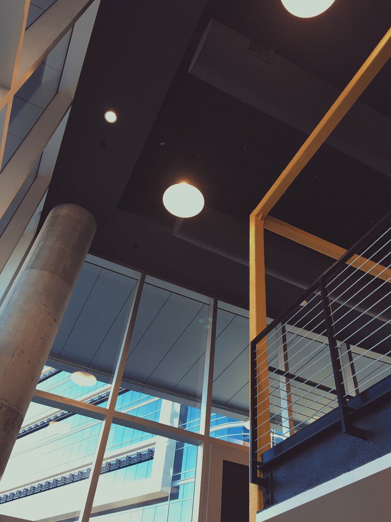 kylehyams's tweet image. Working from @DowntownCredo while animating on top footage shot at @DowntownCredo. 💯 #prplremote #VSCO