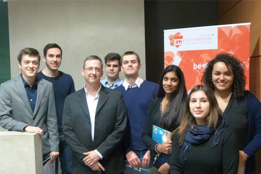 EMStrasbourg's tweet photo. Remise des prix d'@EDFofficiel aux étudiants mobilisés pour la #J3V développement durable ! https://t.co/7pMkgSPJZl https://t.co/CQwX33MQNX