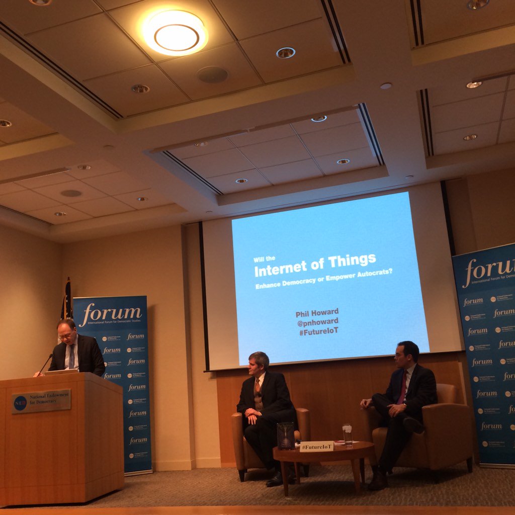 ErikaVeberyte's tweet image. Discussing #futureIoT 2 enhance democrats or empower autocracy @pnhoward @MarkNelsonCIMA @ThinkDemocracy @IRIglobal