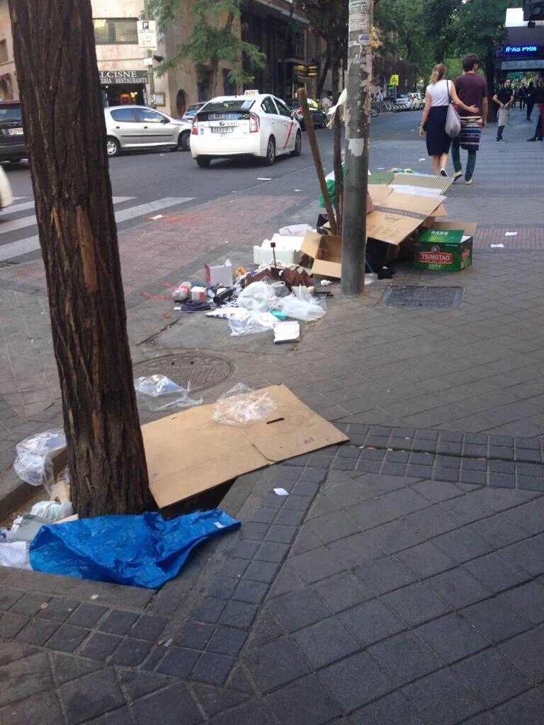 ppmadrid's tweet photo. Inés Sabanés: "Madrid está estadísticamente más limpio".

O nos toma el pelo o es que no se ha dado una vuelta: https://t.co/jSKoANGhdJ