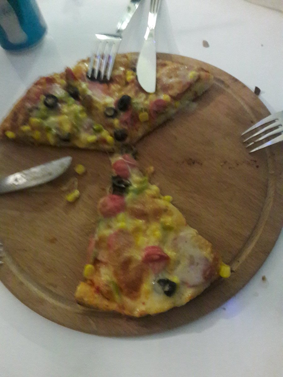 Pizzayi sizden söylemedigim için pişmanım <a href="/dominos/">Domino's Pizza</a>