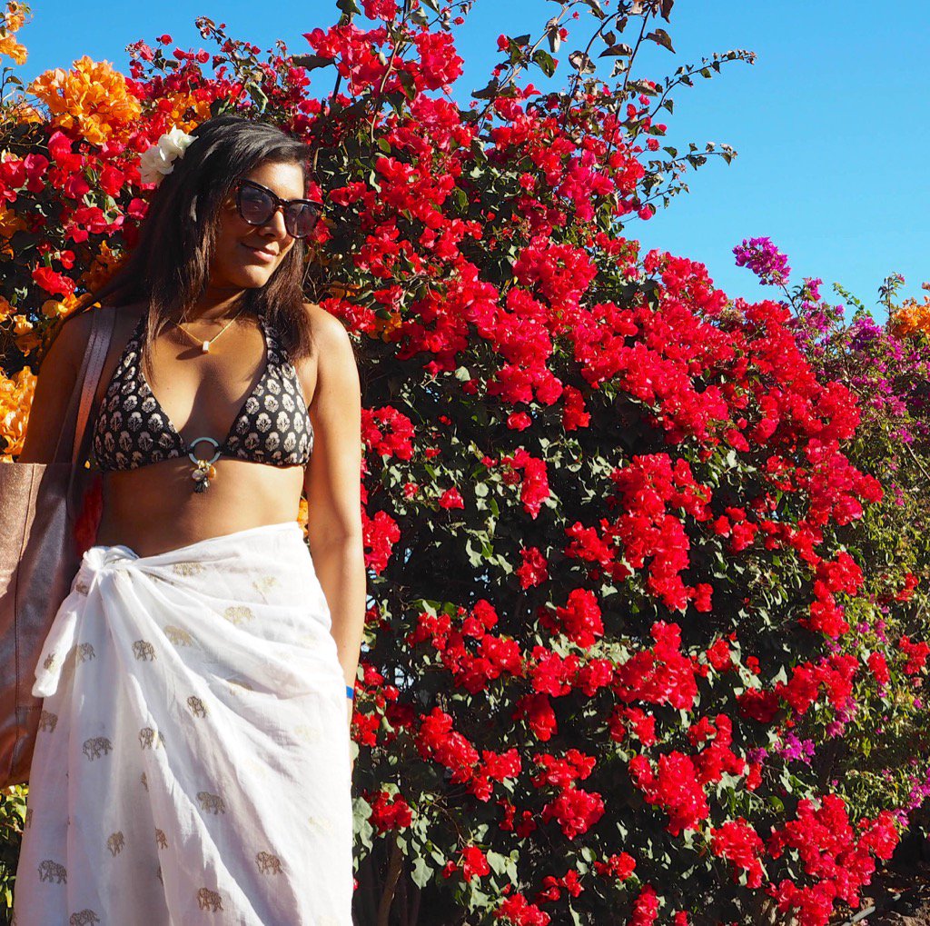 BonnieRakhit's tweet photo. WIN! A @ThomasCookUK #holiday &amp; @MonsoonUK @accessorize capsule wardrobe log on https://t.co/lxq39nYPmX to see how! https://t.co/YKTr0dEjqK