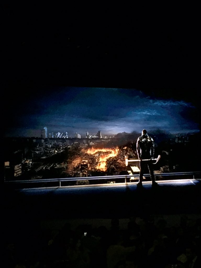_ThatManSam_'s tweet photo. Yoooo @KevinHart4real hands down best thing I've witnessed guy had me in stitches you know #WhatNowTour https://t.co/Idex0qi25B