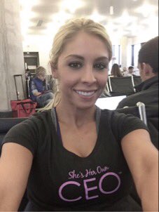 ShesHerOwnCEO's tweet photo. .Join our 5,200+ #SHOCEO Ladies on #Facebook!
💻👍🏻💜⭐️ https://t.co/4WW6Zi5Ty2 #ShesHerOwnCEO https://t.co/7M4sOb9jky