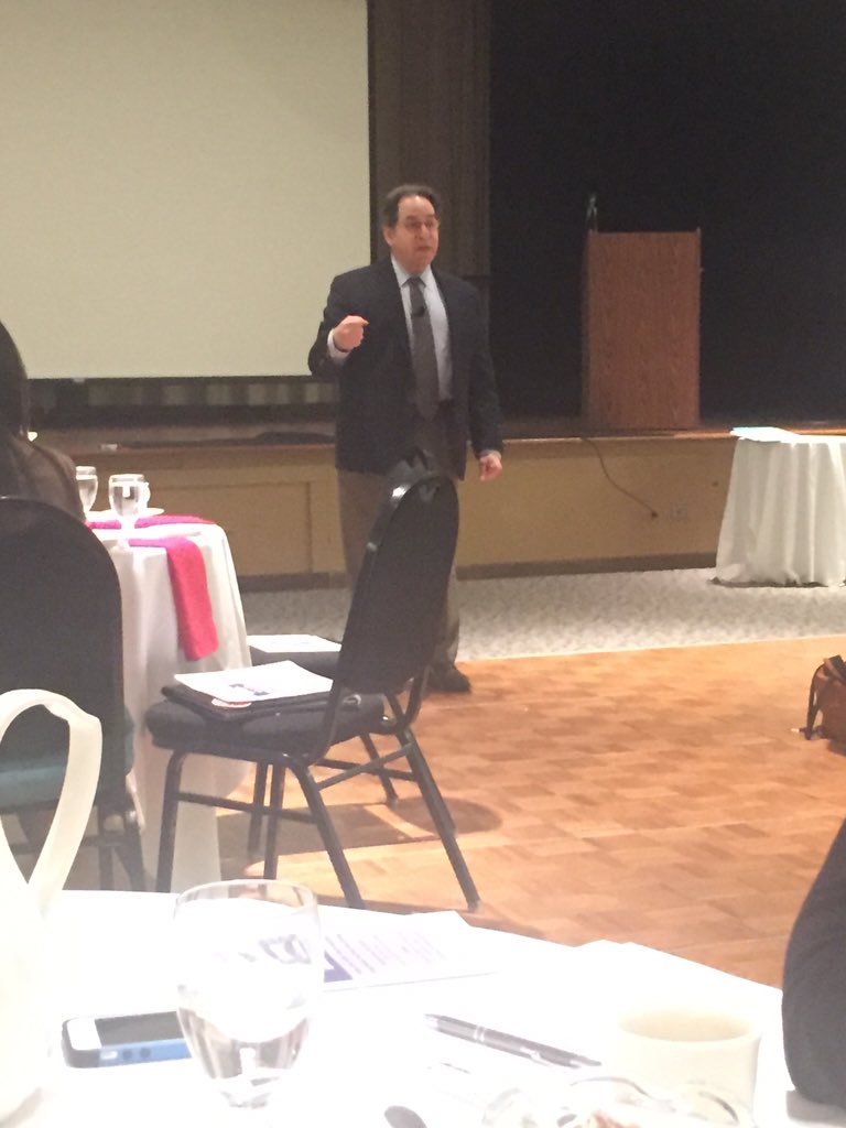JanelleMorck's tweet photo. @DetroitSHRM #hrlearn event. Better Ethics Now. #EthicsNow speaker Chris Bauer https://t.co/DZsW1LJCXG