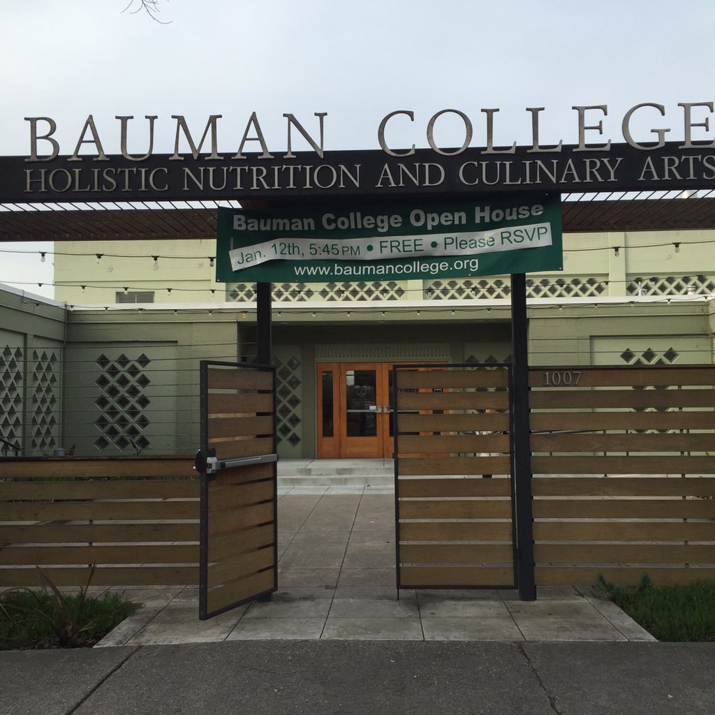 Loved meeting amazing people <a href="/BaumanCollege/">Bauman College</a> today! Inspired by their passion for holistic health &amp; nutrition.