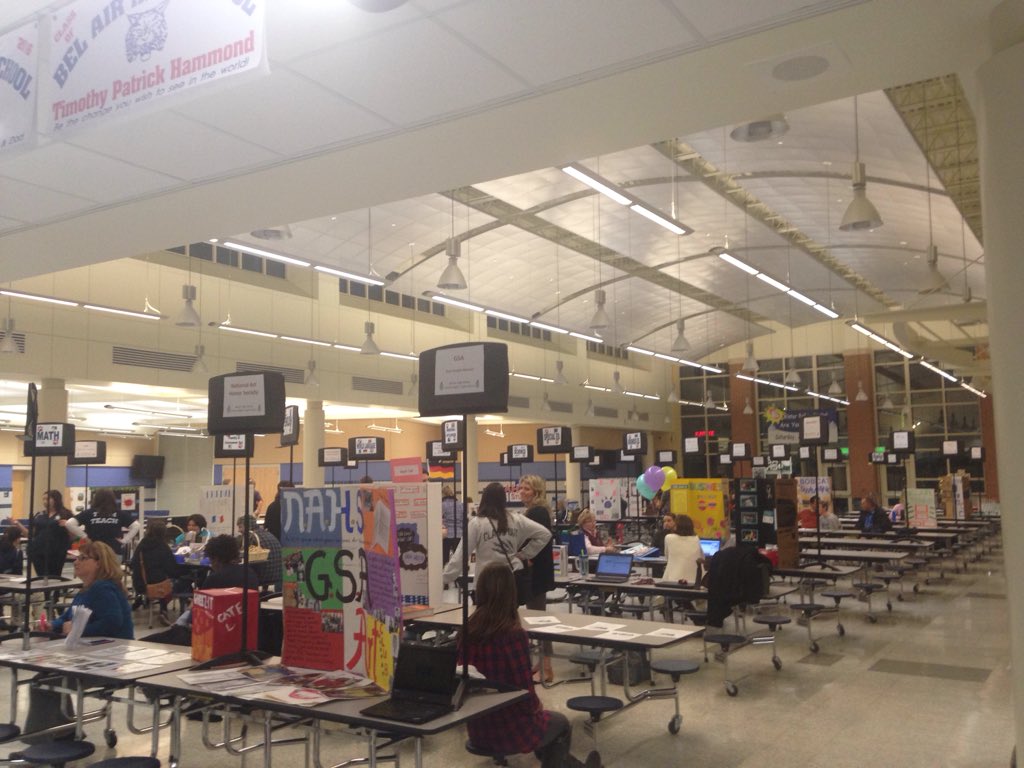 BAHSsebastiani's tweet photo. #BAHSorientation https://t.co/6sDotIlE7w