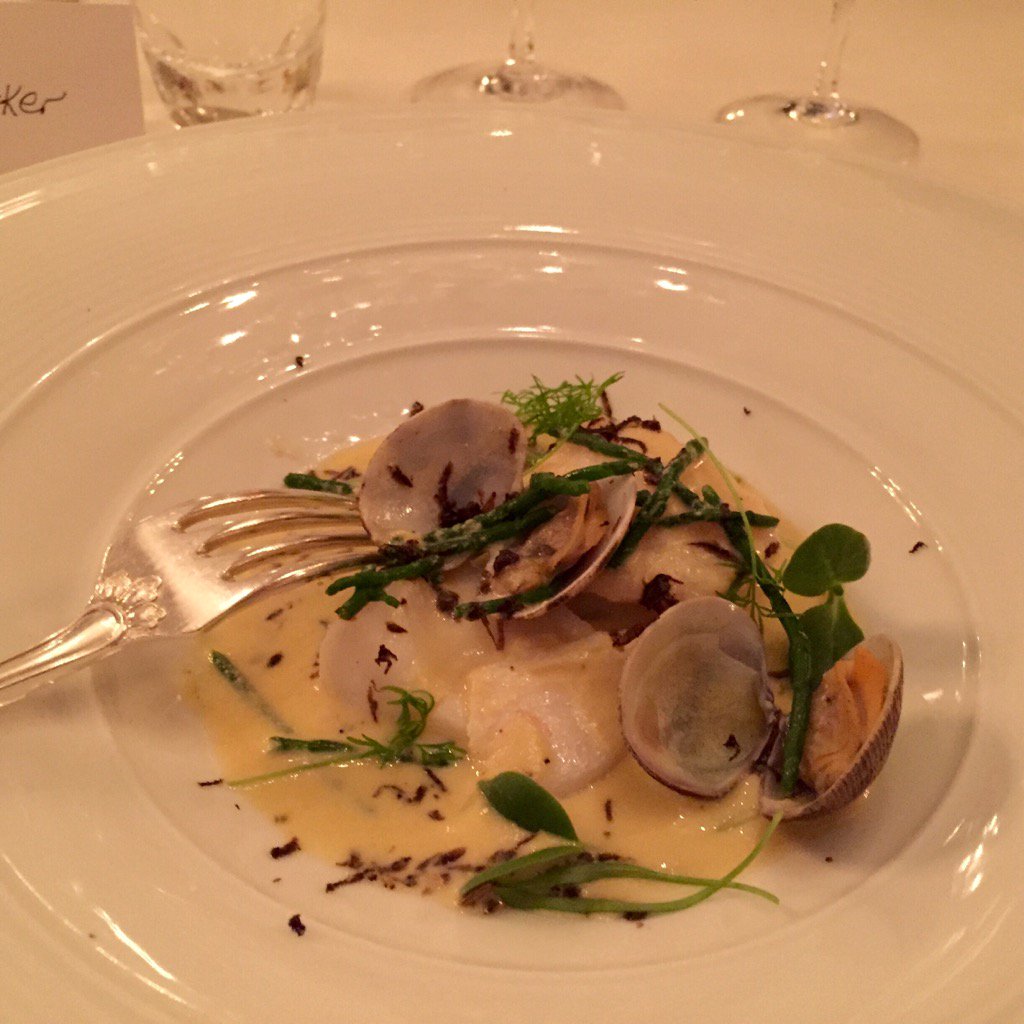 UK_NSC's tweet image. My goodness he can cook - poached Skrei with artichoke, truffle and samphire @Hulstone @michelrouxjr #Skrei2016