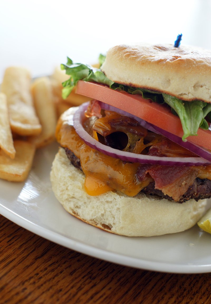 Pepper's will be open tonight.  40 Boone winters makes ya tough! #SuperBlizzard2k16