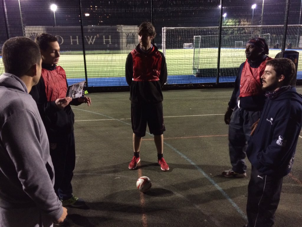 JamesGregs11's tweet photo. Great group of dedicated #doorstepsport coaches at tonight's @StreetGames @CityWestminster football activator https://t.co/ZDoSQBZXAq