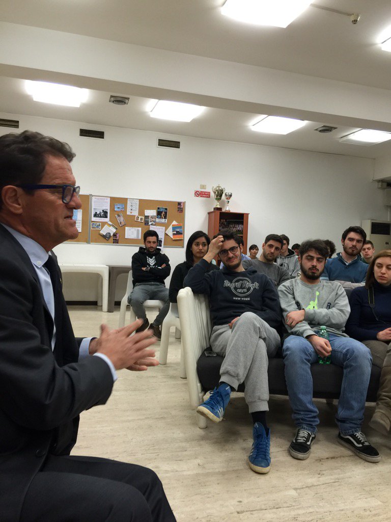 gpcerri's tweet photo. C'è Fabio Capello al @collegiomilano #testimonianze #programmaculturale https://t.co/Naw2Ihdlpe