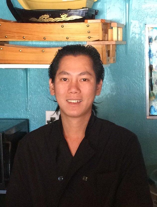 CarlynKB's tweet photo. Meet The Raw Talent Luring Locals to Blue Sake in #Dunedin #ExpectTheBest @813area @727area https://t.co/YyIoSMet59 https://t.co/p1SMRV7Qj2