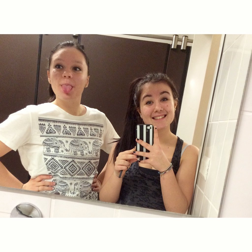ProcaCate's tweet photo. La mia compare💥👭❤️
#gym #bedde💃🏻⚡️🏋 https://t.co/tXmtgf3iCa