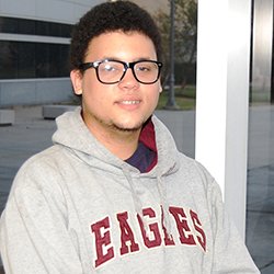 HOUCityCollege's tweet photo. Back in Texas, #HCC student LeVonte Lewis finds career path in Science
https://t.co/p59CJDTkeM
#HCCStudentSuccess https://t.co/Q7zxajIGiG
