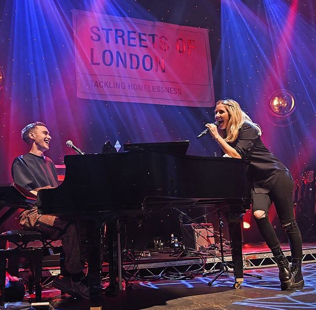 Quien quiere que <a href="/yearsandyears/">Years & Years</a> visiten México junto a la gran <a href="/elliegoulding/">Ellie Goulding</a> #DeliriumTour #YearsAndYearsLatamTour