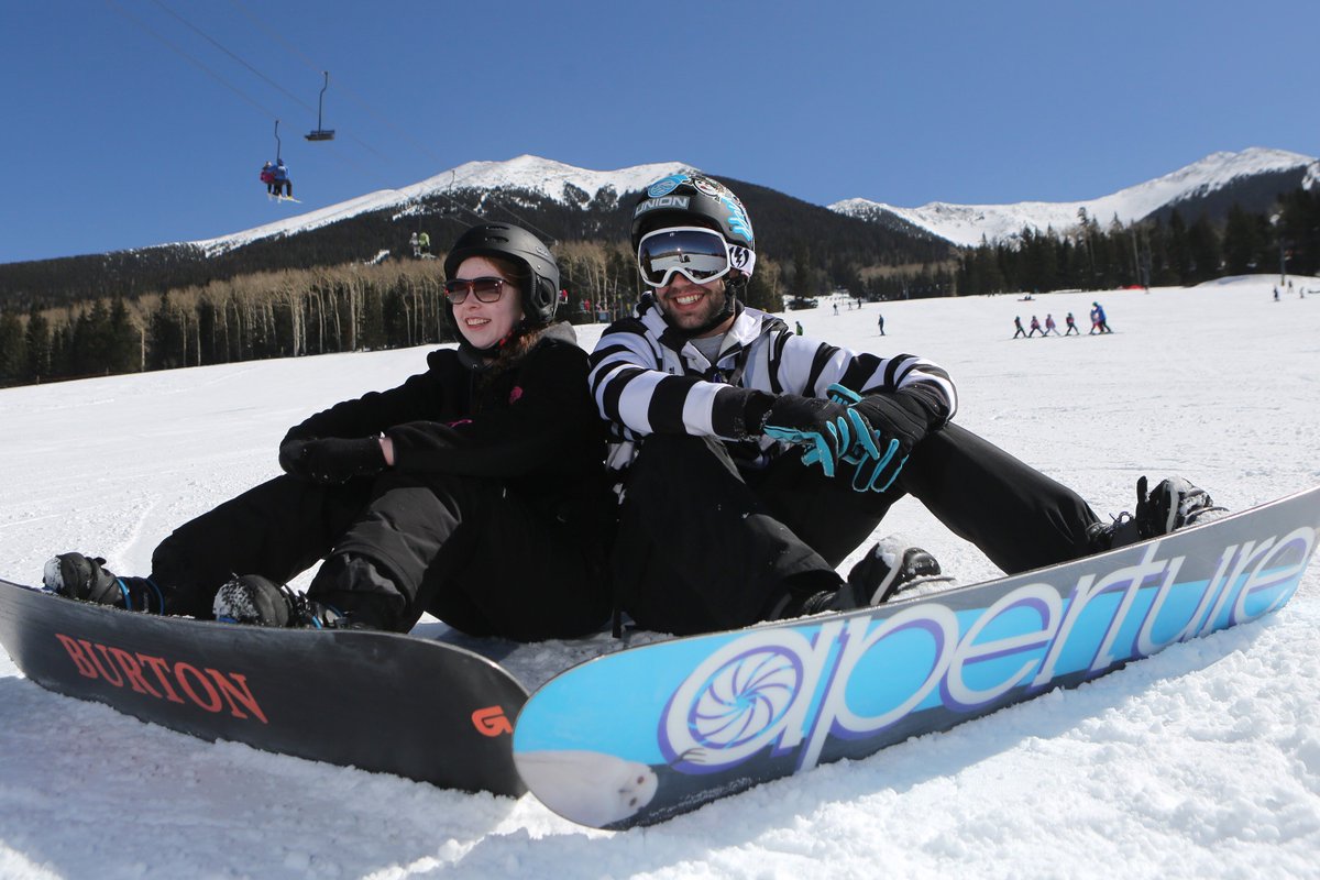 AZSnowbowl's tweet photo. Guest Appreciation day is next Wed., Jan. 27! Adult tickets - $39; children 17 & under - FREE! #familyfun #flagsatff https://t.co/aUqhVS3mSN