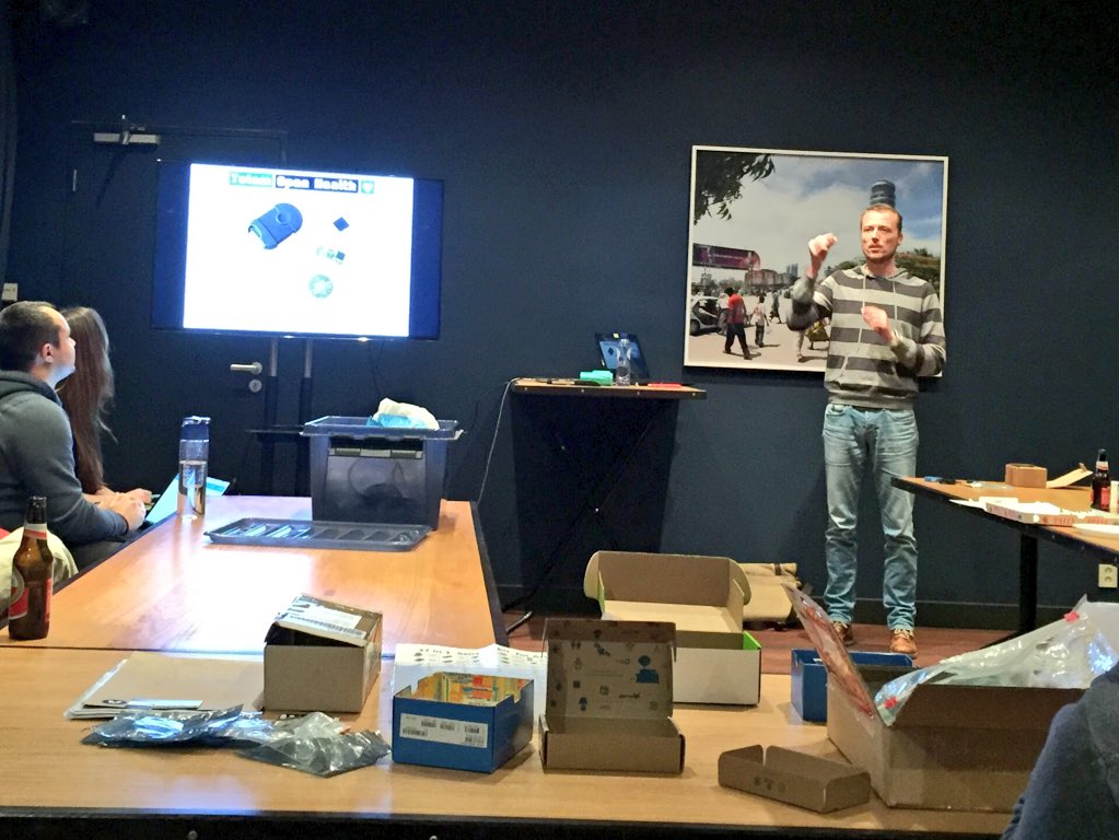 alanmunzer's tweet photo. The new health tracking standard with control over your data @wemaketotem at @GlimwormIT #IoT #openhardware https://t.co/qb67Xw76Ho