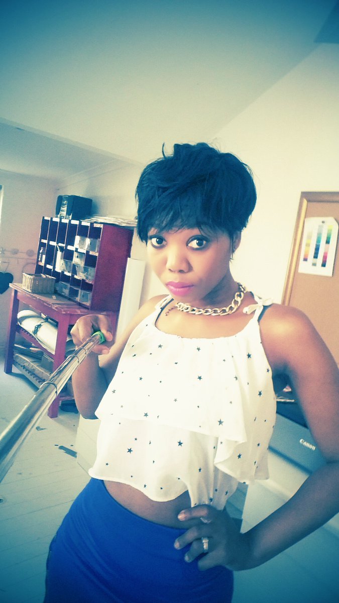 AsandMatole's tweet photo. Wooooo mubi yaz lol#filling beautiful https://t.co/YdGg3yl8Vn