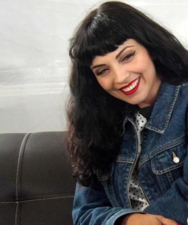 Inrocktv's tweet image. Ya hay varios ganadores con regalos de @monlaferte ¿que esperas? Quieres una pista ¡BARRIO CHINO! 💃🏃
