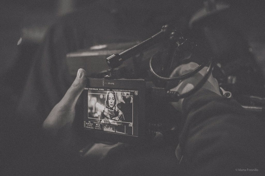 almudenacid's tweet photo. Seguimos rodamos "Lituania". 🎬.Foto Marta Fresnillo. https://t.co/yxNRpu3bSM