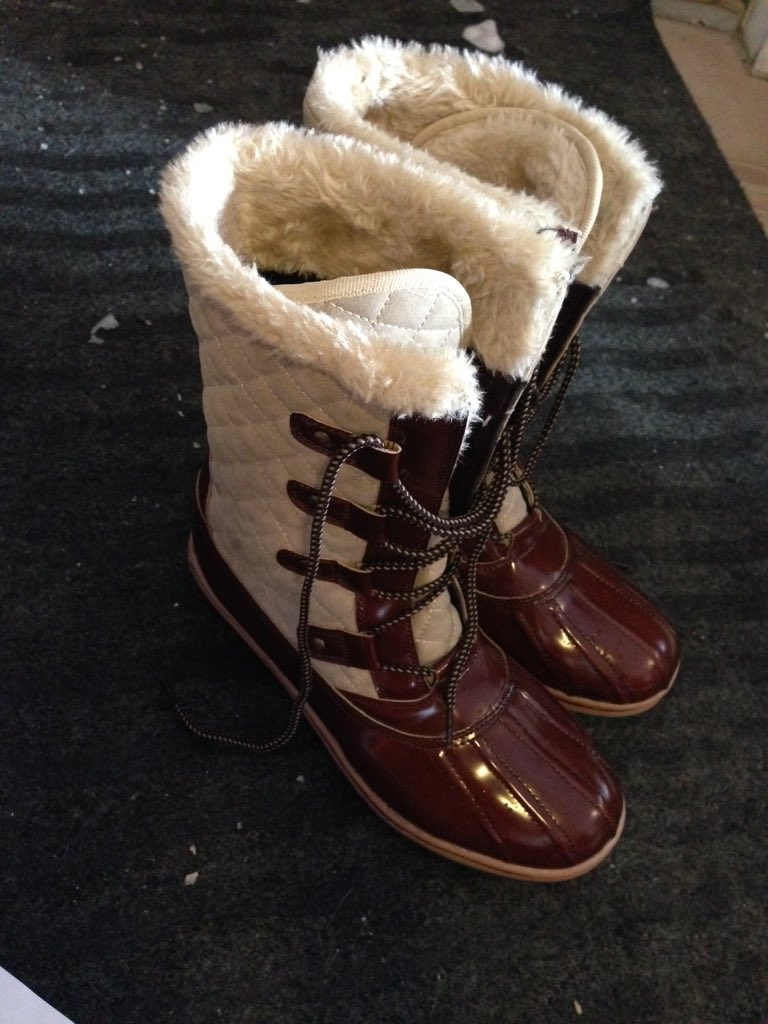 AvonWeathertheStormBoots lov thm caus they have avery good soul n warm n comfy n CushionWalk Forbes they only $49.99
