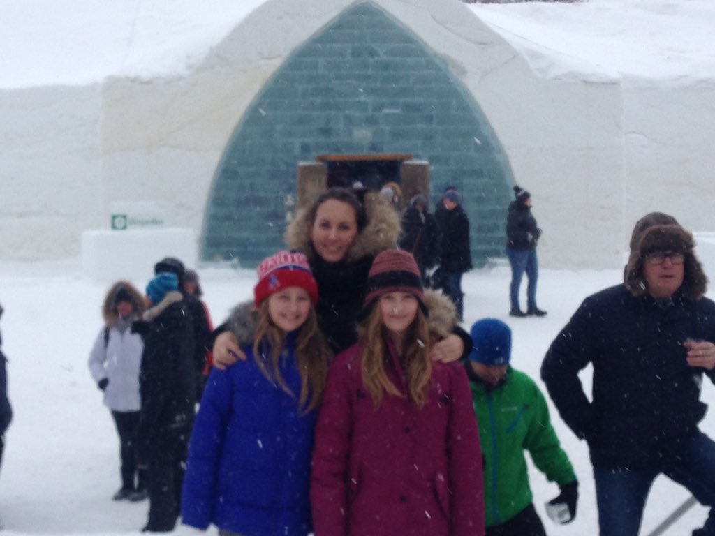 nursenes19's tweet photo. #quebeccity #icehotel https://t.co/JYQolGN7DW