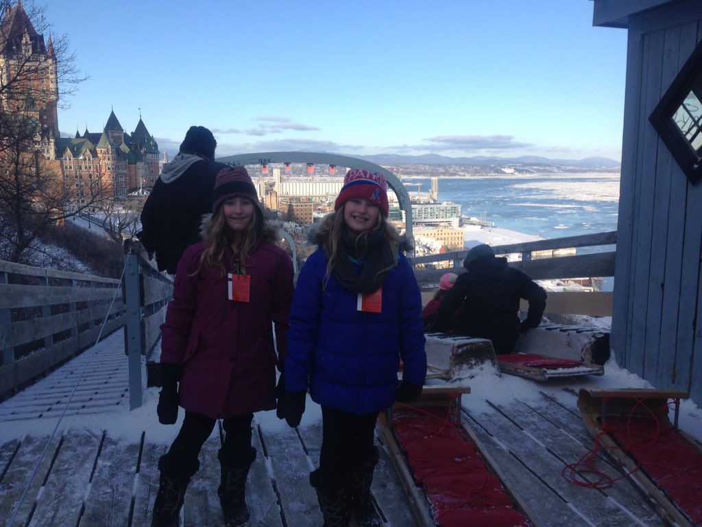 nursenes19's tweet photo. #chateaufrontenac #winterfun #sliding https://t.co/RcGMxB3jmY