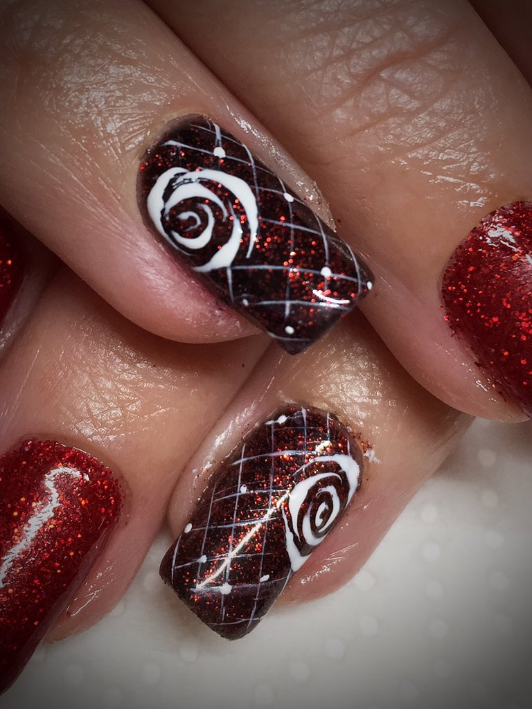 Some handpainted gel art xx