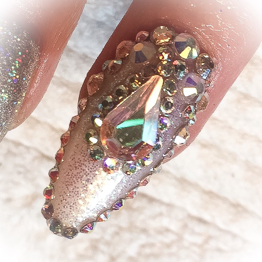 All about the bling, bout the bling- no boring 🎧🎼🎶