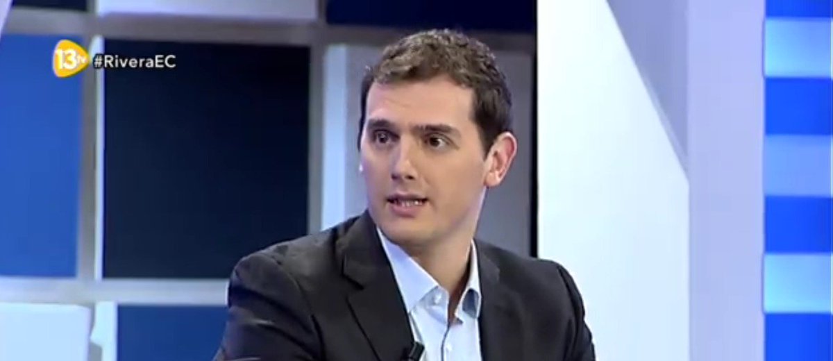 AlvaroViani's tweet photo. .@Albert_Rivera 'Haré todo lo que pueda para que España no se rompa, nadie es tan impotante como su país"  #RiveraEC https://t.co/BoSm6HN3j9