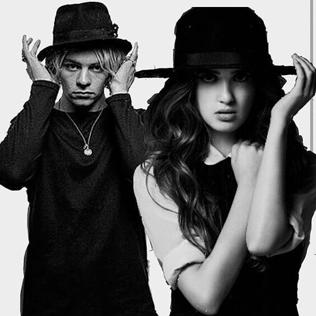 <a href="/AustinMoon_____/">Austin Moon</a>  aw mommy and daddy matching