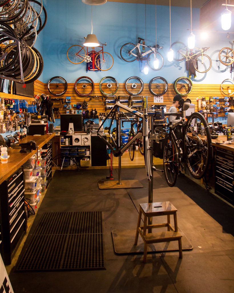 teamoregon's tweet photo. Proud to be working with @PortlandBicycle for another year. If you need a Winter tune up, swing by this shop. https://t.co/n8LjRfPwot