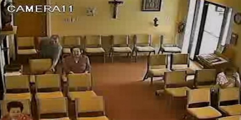 Man accused of stealing woman's purse at church arrested on suspicion of DUI bit.ly/1QfeUvD?utm_me… https://t.co/8wSrPKcSvz