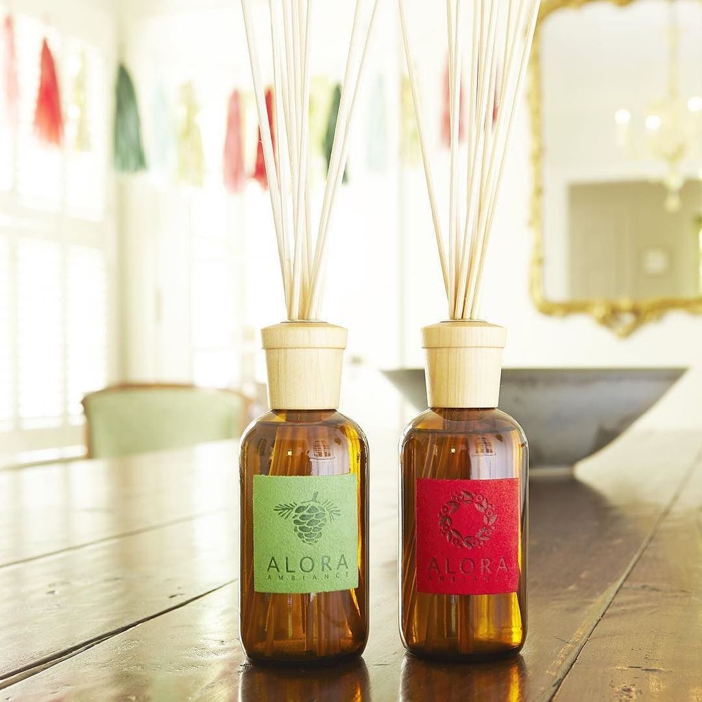 AloraAmbiance's tweet photo. If you didn't get a chance to grab these seasonal favorites during the holidays, get them … https://t.co/zHJSMutCfb https://t.co/IABodMk6jF
